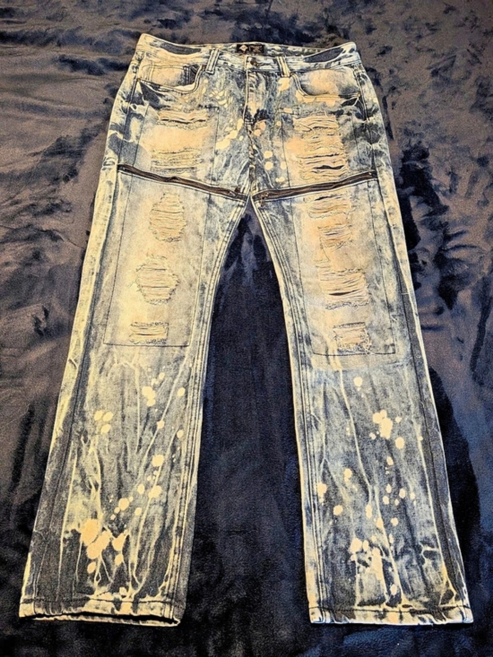 ROAD NARROWS Distressed Straight Leg Jeans in Blue Waist 34